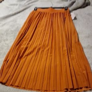 Elegant Orange Pleated Skirt